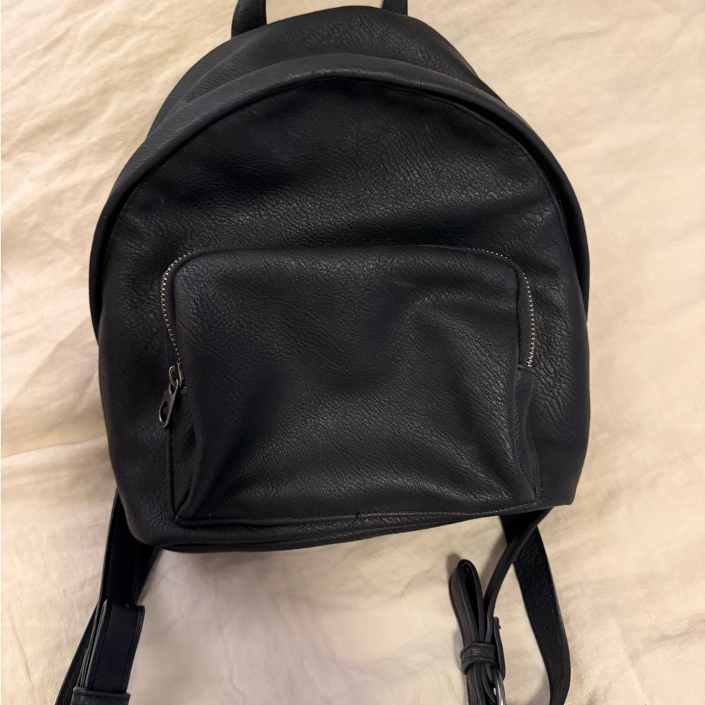 Universal Thread Black Mini Backpack - image 6